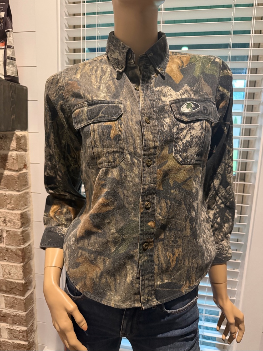Mossy Oak Apparel Boys Camouflage Button-Front Shirt Jacket - Realtree Style